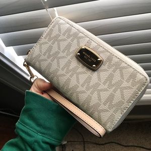 Michael Kors Logo Wristlet